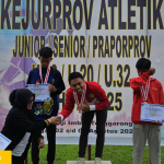 featured image of Guru SMP YPPSB Raih Medali Emas di Kejurprov Atletik 2025